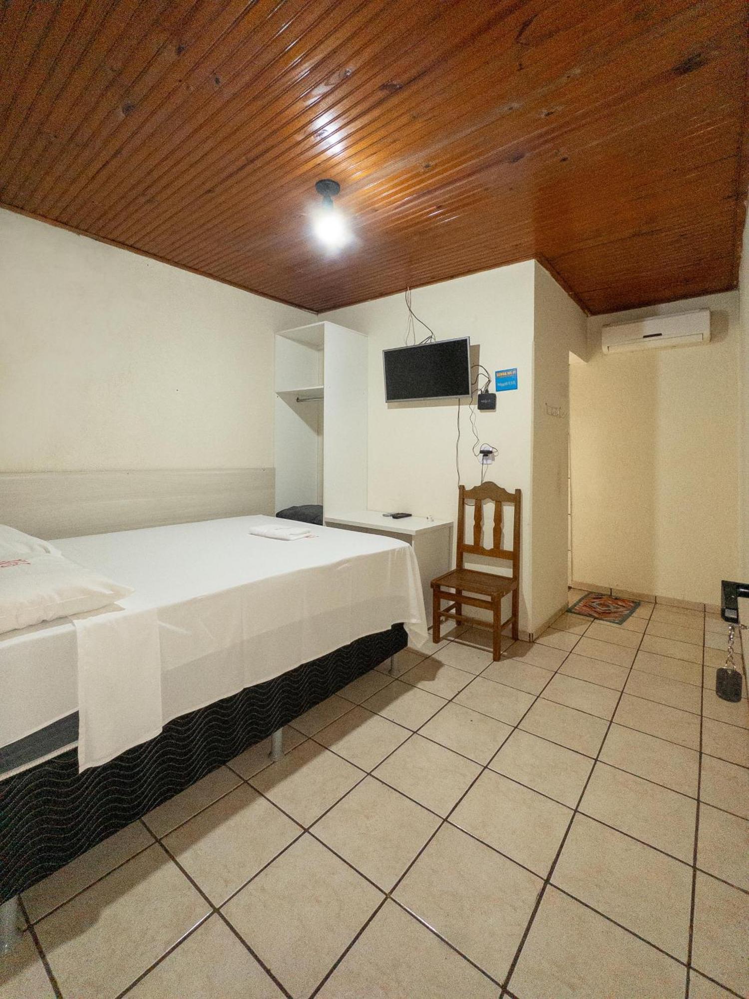 Plaza Hotel Jatai Ngoại thất bức ảnh