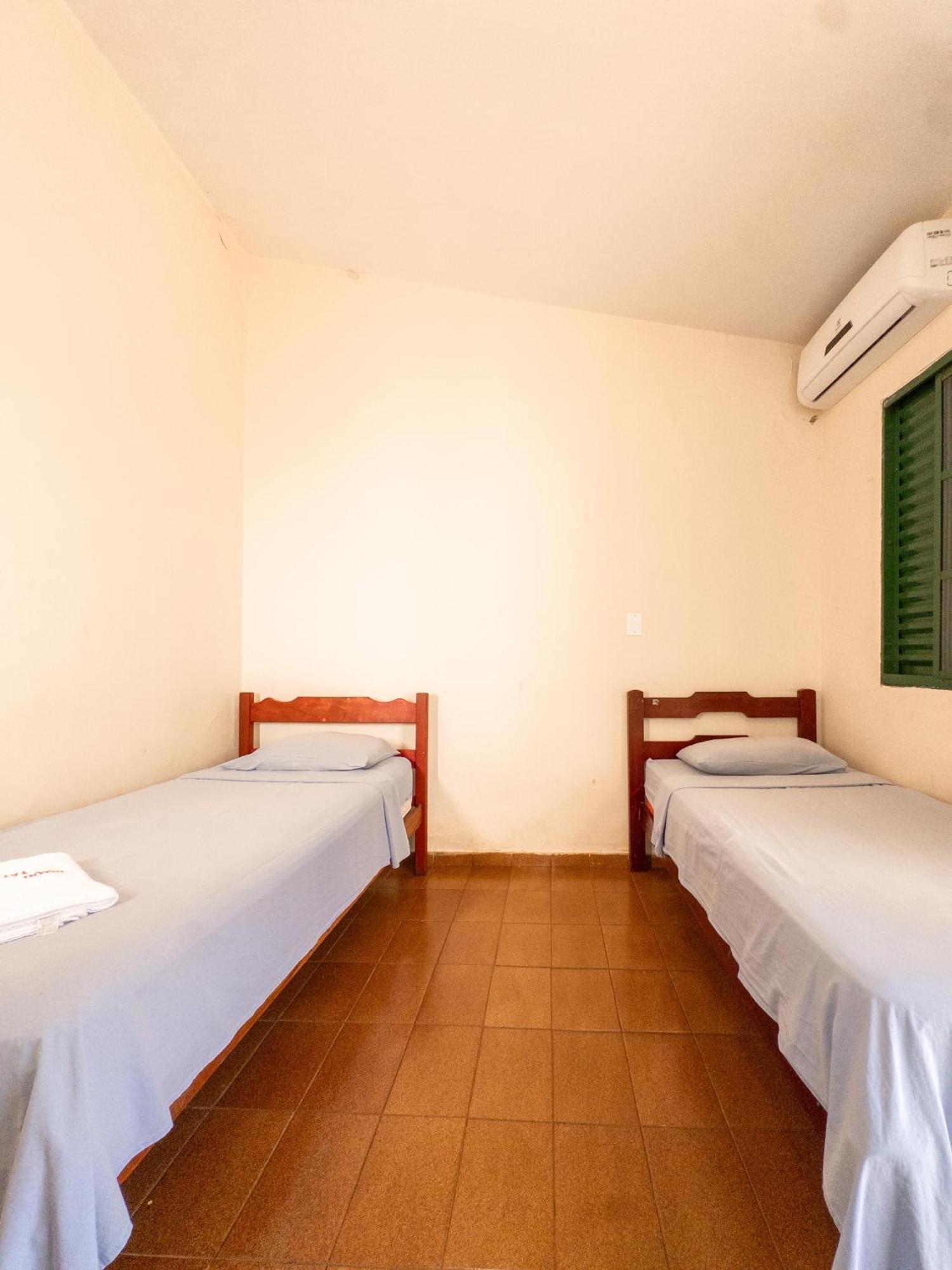 Plaza Hotel Jatai Ngoại thất bức ảnh